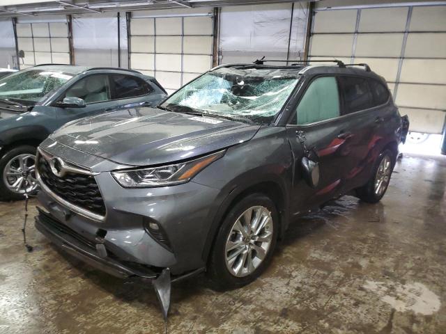 TOYOTA HIGHLANDER 2021 with VIN 5TDXBRCH2MS016332 - Photo from auction