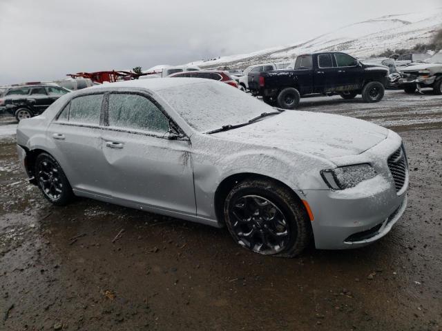 Photo 4 from auction – 2021 CHRYSLER 300 TOURIN with VIN 2C3CCARG9MH572264