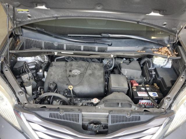 Photo 12 from auction – 2017 TOYOTA SIENNA LE with VIN 5TDKZ3DC3HS892290
