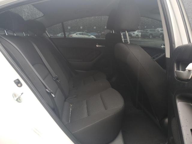 Photo 10 from auction – 2017 KIA FORTE LX with VIN 3KPFK4A75HE078235