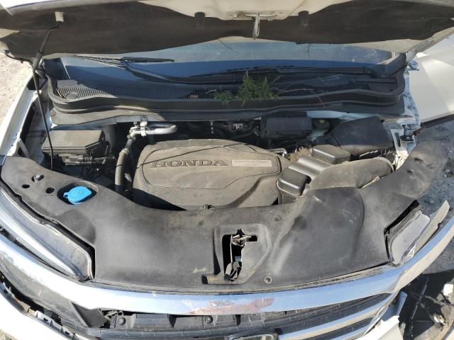 Photo 12 from auction – 2016 HONDA PILOT TOUR with VIN 5FNYF6H91GB106525