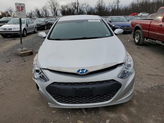Photo 5 from auction – 2015 HYUNDAI SONATA with VIN KMHEC4A40FA135242