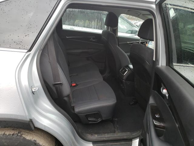 Photo 11 from auction – 2018 KIA SORENTO LX with VIN 5XYPGDA54JG417192