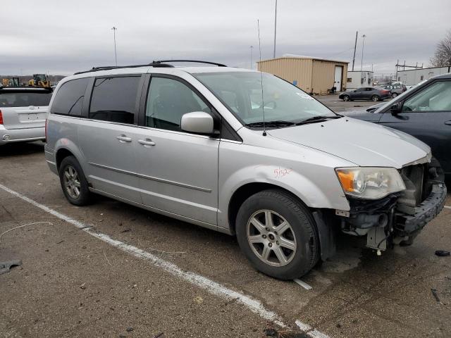 Photo 4 from auction – 2010 CHRYSLER TOWN & COU with VIN 2A4RR5D19AR334381
