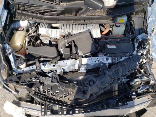 Photo 11 from auction – 2015 TOYOTA PRIUS V with VIN JTDZN3EU5FJ027607