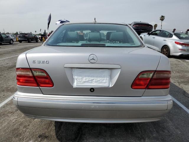 Photo 6 from auction – 2002 MERCEDES-BENZ E 320 with VIN WDBJF65JX2B453250