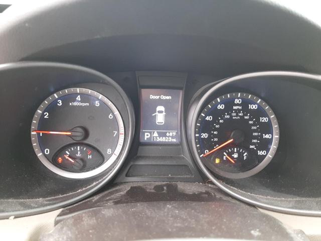 Photo 8 from auction – 2013 HYUNDAI SANTA FE S with VIN 5XYZU3LB5DG024367