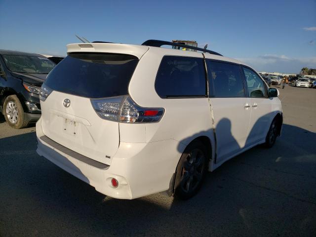 Photo 3 from auction – 2017 TOYOTA SIENNA SE with VIN 5TDXZ3DC2HS880069