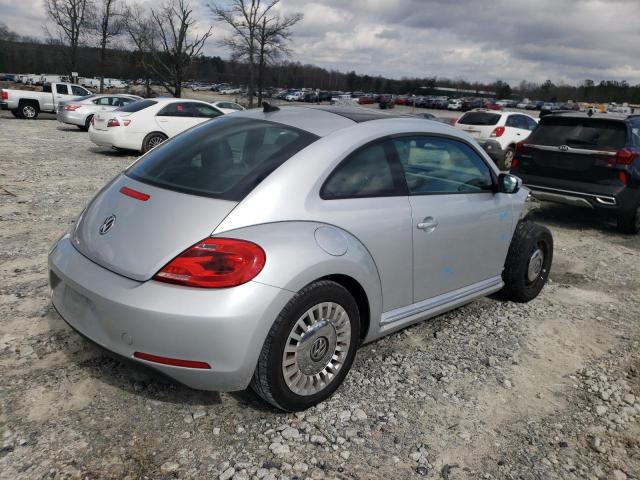 Photo 3 from auction – 2014 VOLKSWAGEN BEETLE with VIN 3VWJP7AT5EM625027
