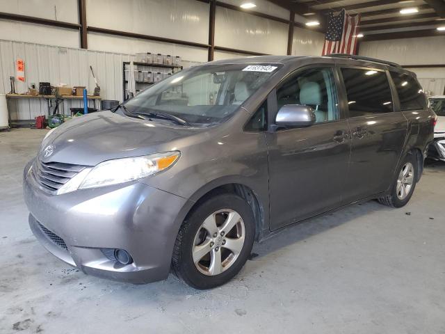TOYOTA SIENNA LE 2017 with VIN 5TDKZ3DC3HS892290 - Photo from auction