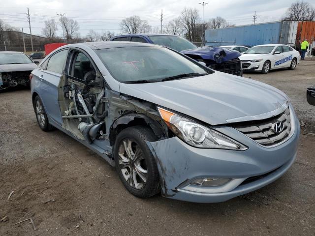 Photo 4 from auction – 2012 HYUNDAI SONATA SE with VIN 5NPEC4AC1CH328886