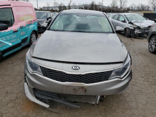 Photo 5 from auction – 2017 KIA OPTIMA LX with VIN 5XXGT4L35HG175034