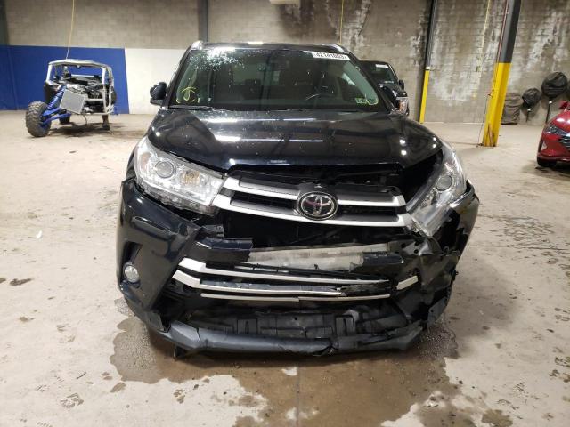 Photo 5 from auction – 2017 TOYOTA HIGHLANDER with VIN 5TDJZRFHXHS510053