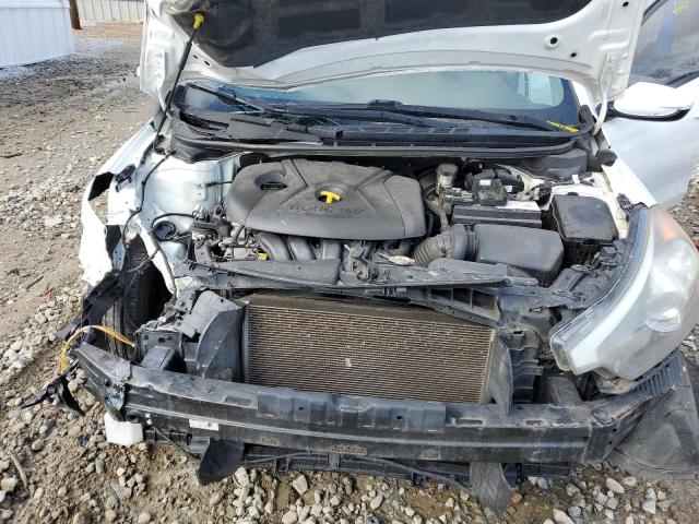 Photo 11 from auction – 2016 KIA FORTE LX with VIN KNAFK4A69G5552931