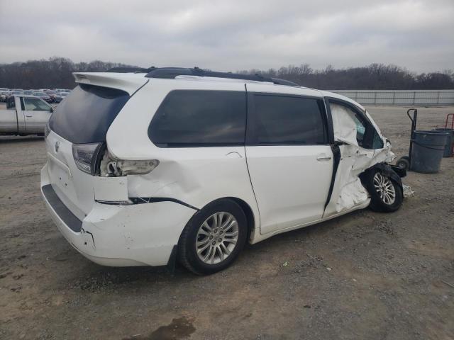 Photo 3 from auction – 2012 TOYOTA SIENNA XLE with VIN 5TDYK3DC5CS243131