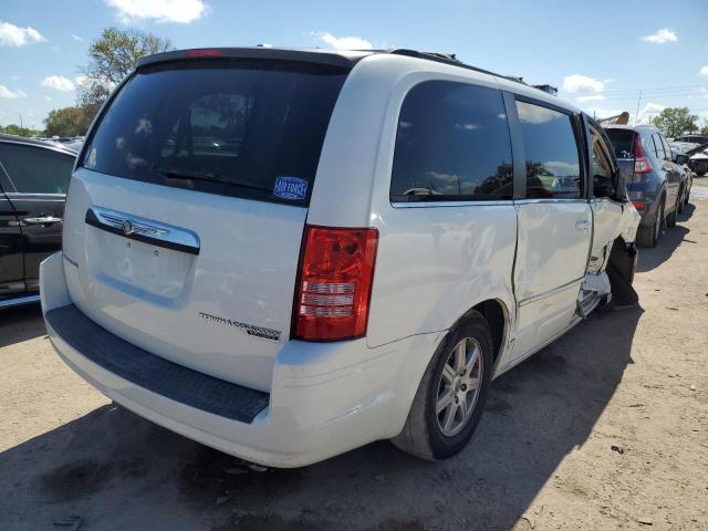 Photo 3 from auction – 2010 CHRYSLER TOWN & COU with VIN 2A4RR5D13AR252713