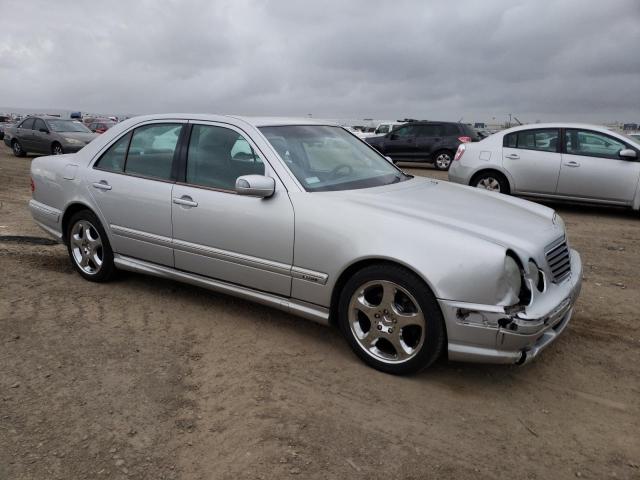 Photo 4 from auction – 2001 MERCEDES-BENZ E 430 with VIN WDBJF70JX1B239290