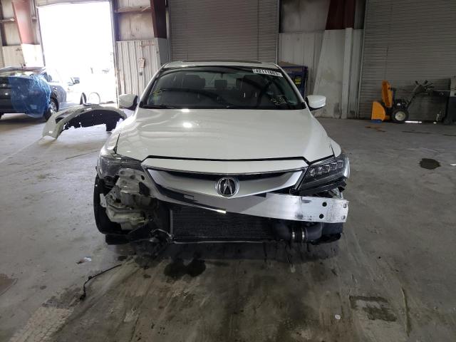 Photo 5 from auction – 2017 ACURA ILX BASE W with VIN 19UDE2F38HA001257