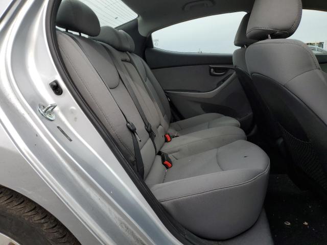 Photo 10 from auction – 2012 HYUNDAI ELANTRA GL with VIN 5NPDH4AE1CH123986