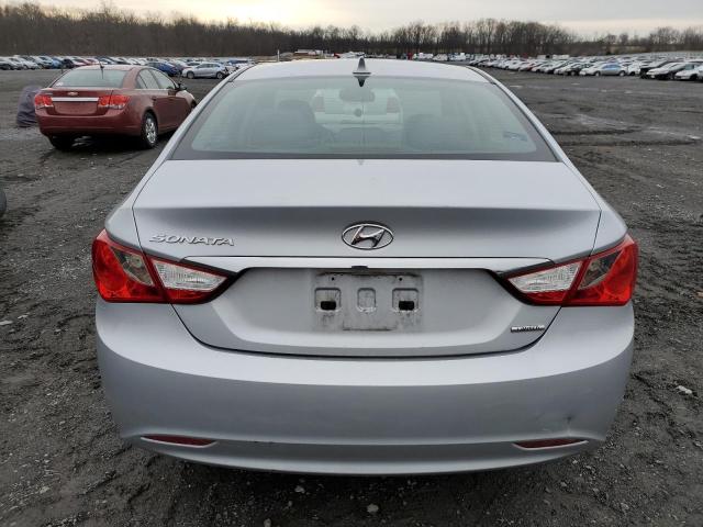 Photo 6 from auction – 2011 HYUNDAI SONATA SE with VIN 5NPEC4AC0BH121582