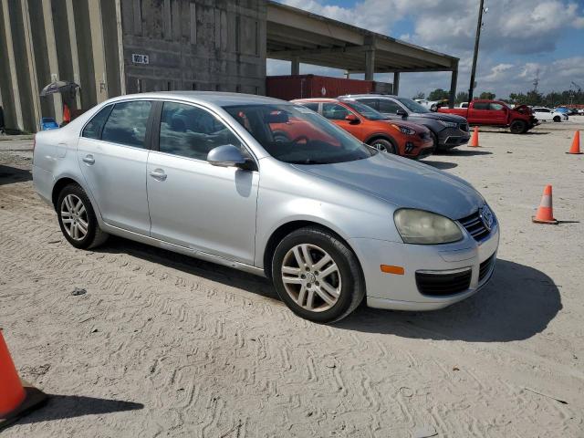 Photo 4 from auction – 2007 VOLKSWAGEN JETTA 2.5 with VIN 3VWRF71KX7M000381