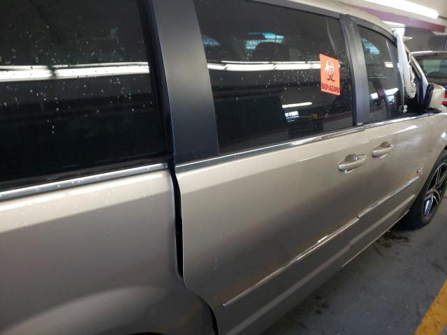 Photo 11 from auction – 2009 CHRYSLER TOWN & COU with VIN 2A8HR54X79R655135