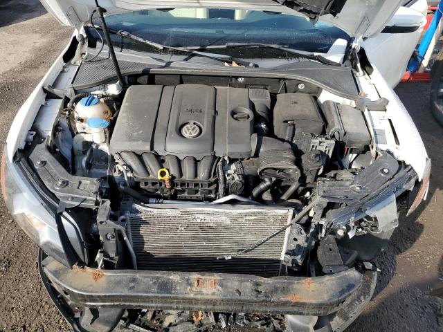Photo 11 from auction – 2013 VOLKSWAGEN PASSAT S with VIN 1VWAP7A36DC137589