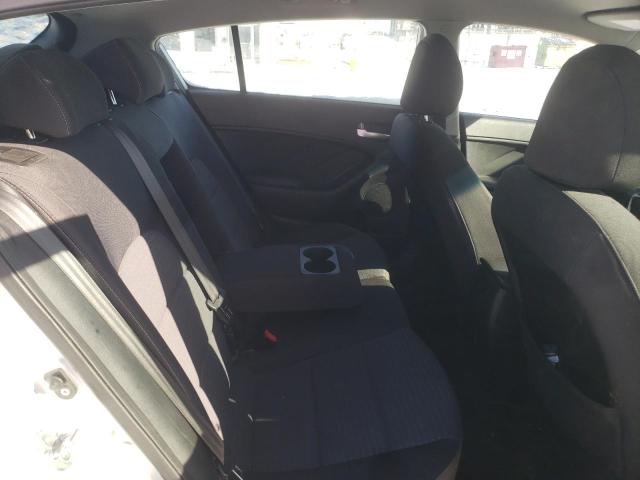 Photo 10 from auction – 2017 KIA FORTE LX with VIN KNAFK5A88H5723189