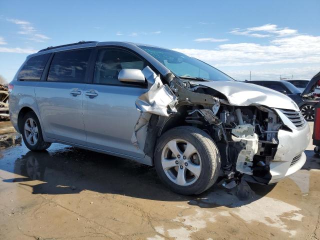 Photo 4 from auction – 2013 TOYOTA SIENNA LE with VIN 5TDKK3DC3DS401134