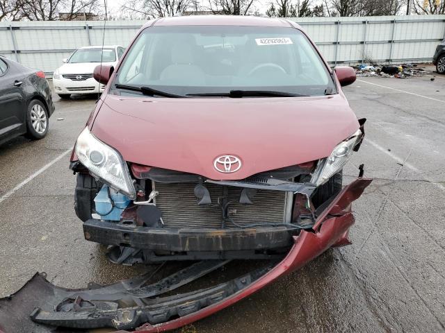 Photo 5 from auction – 2013 TOYOTA SIENNA LE with VIN 5TDKK3DC6DS379100