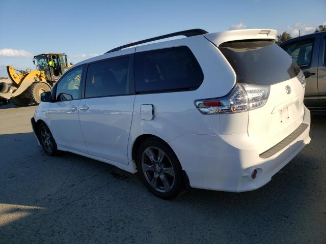 Photo 2 from auction – 2017 TOYOTA SIENNA SE with VIN 5TDXZ3DC2HS880069