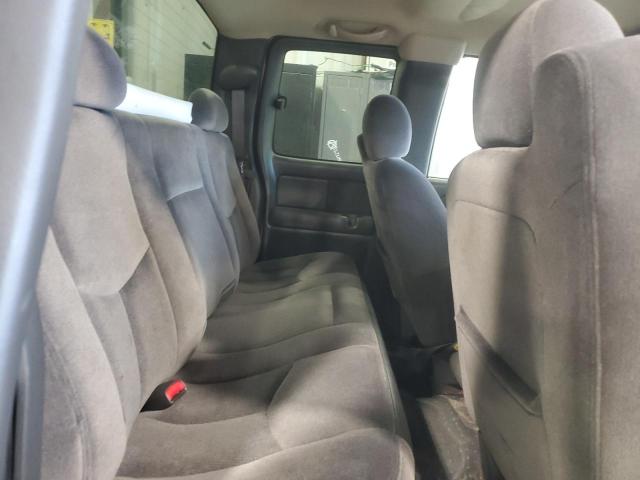 Photo 10 from auction – 2003 GMC NEW SIERRA with VIN 2GTEC19V031141936