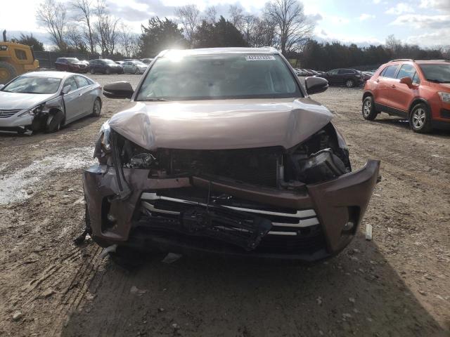 Photo 5 from auction – 2018 TOYOTA HIGHLANDER with VIN 5TDJZRFH5JS881496