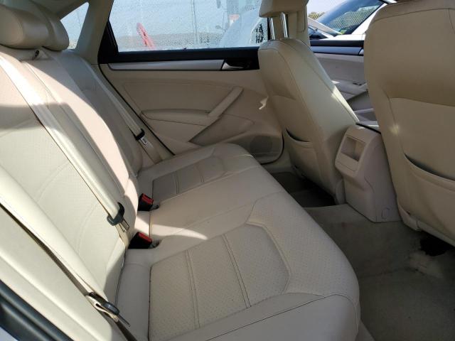 Photo 10 from auction – 2013 VOLKSWAGEN PASSAT S with VIN 1VWAP7A36DC137589