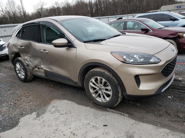 Photo 4 from auction – 2020 FORD ESCAPE SE with VIN 1FMCU9G68LUB21772