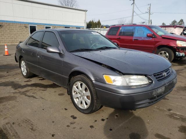 Photo 4 from auction – 1999 TOYOTA CAMRY with VIN 4T1BF28K3XU083933