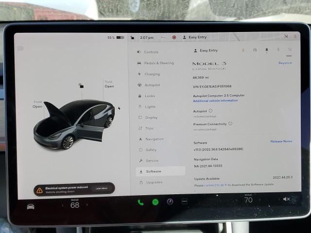 Photo 9 from auction – 2018 TESLA MODEL 3 with VIN 5YJ3E1EA0JF051068