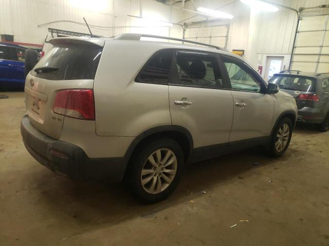 Photo 3 from auction – 2011 KIA SORENTO EX with VIN 5XYKUDA24BG059893