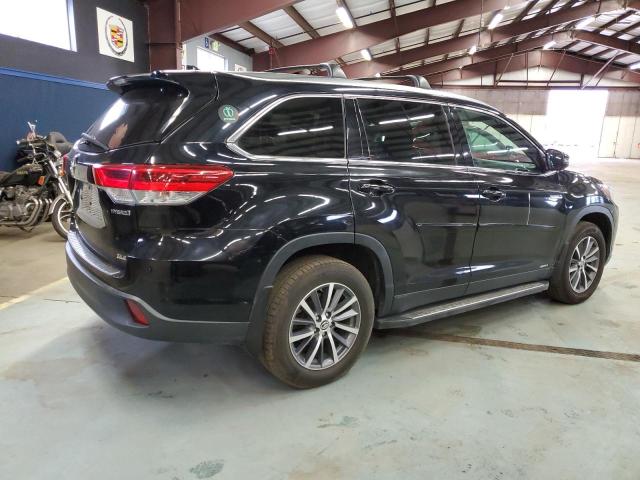 Photo 3 from auction – 2019 TOYOTA HIGHLANDER with VIN 5TDJGRFH0KS054156