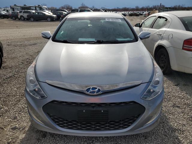 Photo 5 from auction – 2015 HYUNDAI SONATA HYB with VIN KMHEC4A44FA136992