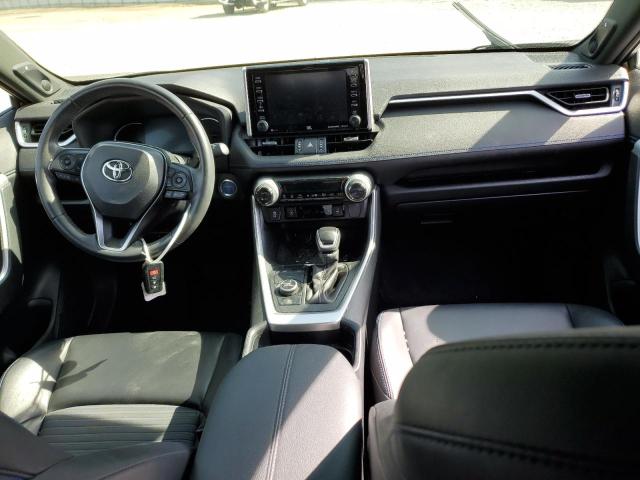 Photo 8 from auction – 2019 TOYOTA RAV4 XSE with VIN JTMEWRFV5KD511095