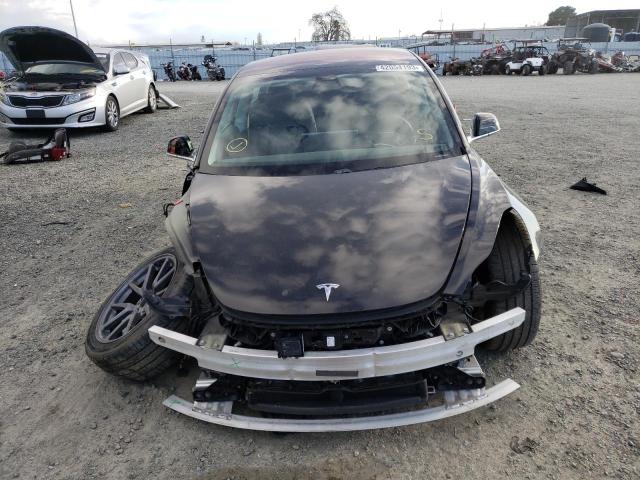 Photo 5 from auction – 2018 TESLA MODEL 3 with VIN 5YJ3E1EB4JF182366