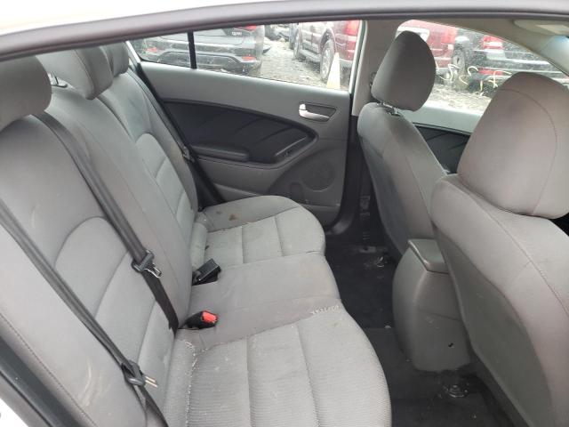 Photo 10 from auction – 2018 KIA FORTE LX with VIN 3KPFK4A76JE167754