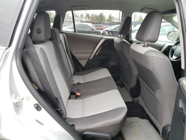 Photo 11 from auction – 2013 TOYOTA RAV4 LE with VIN 2T3BFREV4DW091842