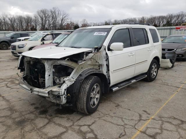 HONDA PILOT TOUR 2011 with VIN 5FNYF4H9XBB086238 - Photo from auction