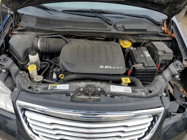Photo 11 from auction – 2015 CHRYSLER TOWN & COU with VIN 2C4RC1BG4FR534454