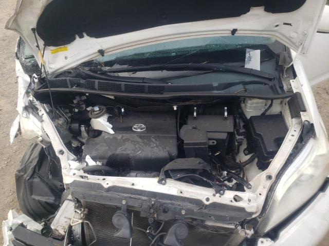 Photo 12 from auction – 2012 TOYOTA SIENNA XLE with VIN 5TDYK3DC5CS243131