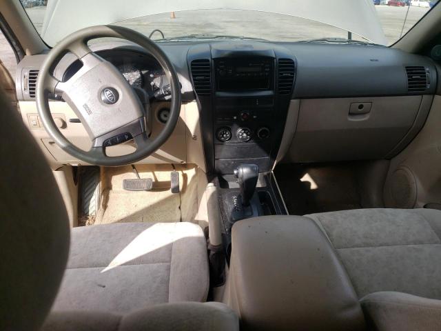 Photo 8 from auction – 2004 KIA SORENTO EX with VIN KNDJD733045260107