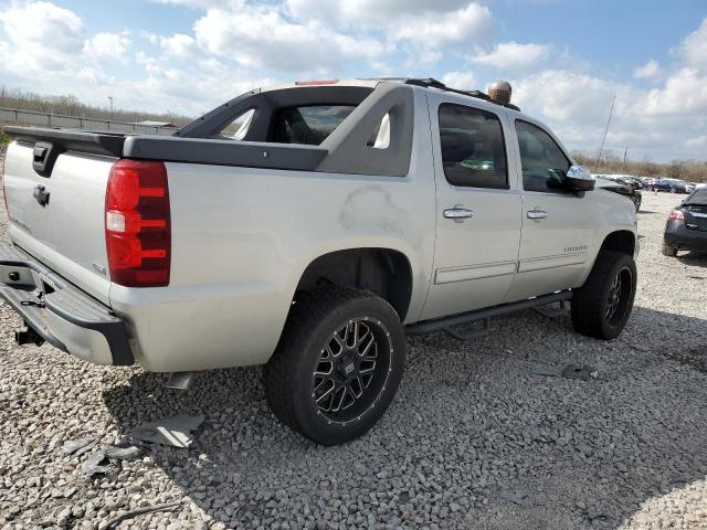 Photo 3 from auction – 2011 CHEVROLET AVALANCHE with VIN 3GNMCEE08BG404703
