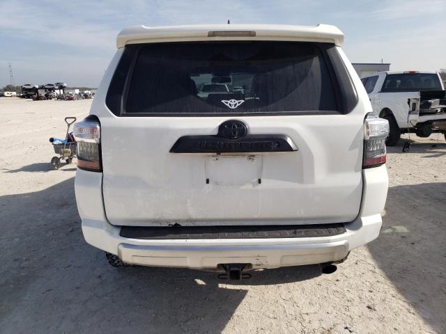 Photo 6 from auction – 2018 TOYOTA 4RUNNER SR with VIN JTEBU5JR7J5545328
